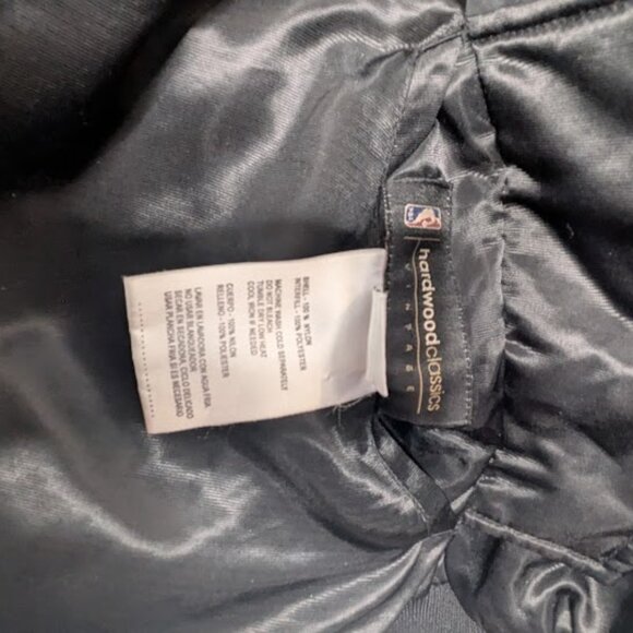 Mitchell & Ness Hardwood Classics New York Knicks Reversible Jacket – Black/Blue - Picture 16 of 16